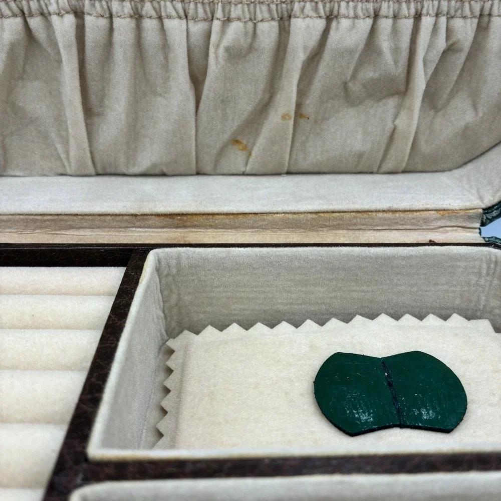 Vintage International Silver Company Travel Jewelry Box Green Color